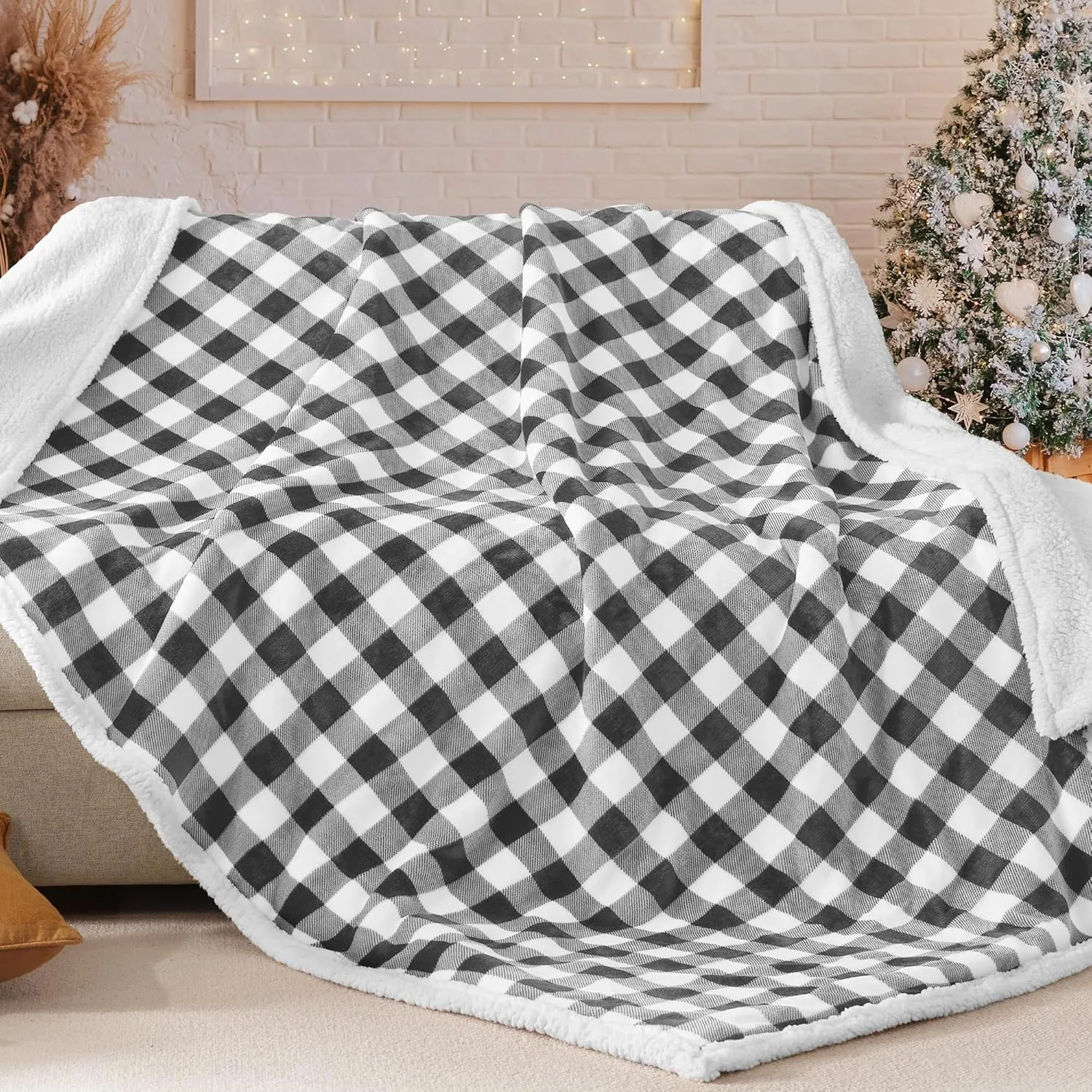 BEAUTEX Sherpa Fleece Throw Blanket, Super Soft Warm Buffalo Plaid Plush Blankets and Throws, Lightweight Cozy Fuzzy Blanket for Couch Sofa Bed (Grey, Throw 50" x 60")