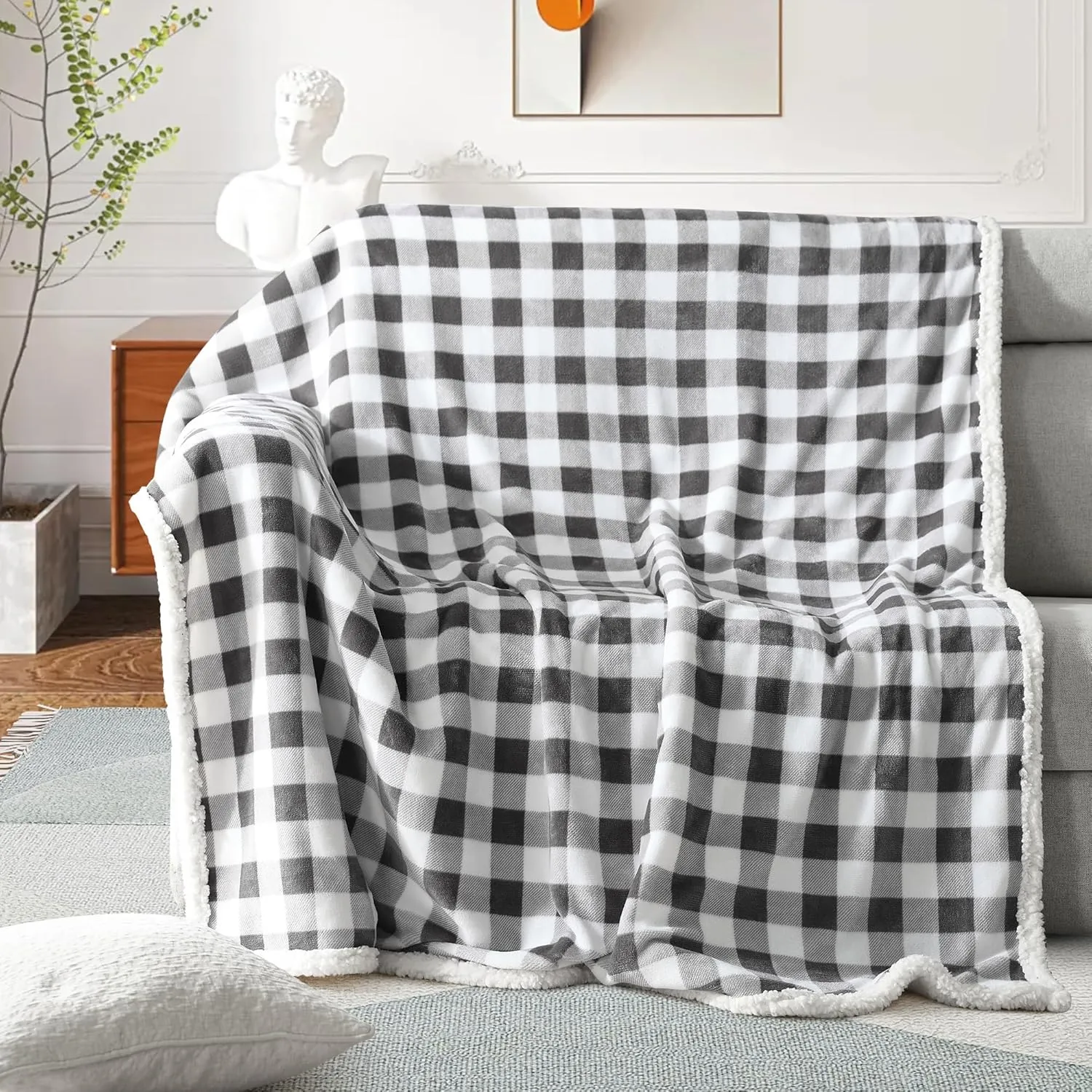 BEAUTEX Sherpa Fleece Throw Blanket, Super Soft Warm Buffalo Plaid Plush Blankets and Throws, Lightweight Cozy Fuzzy Blanket for Couch Sofa Bed (Grey, Throw 50" x 60")