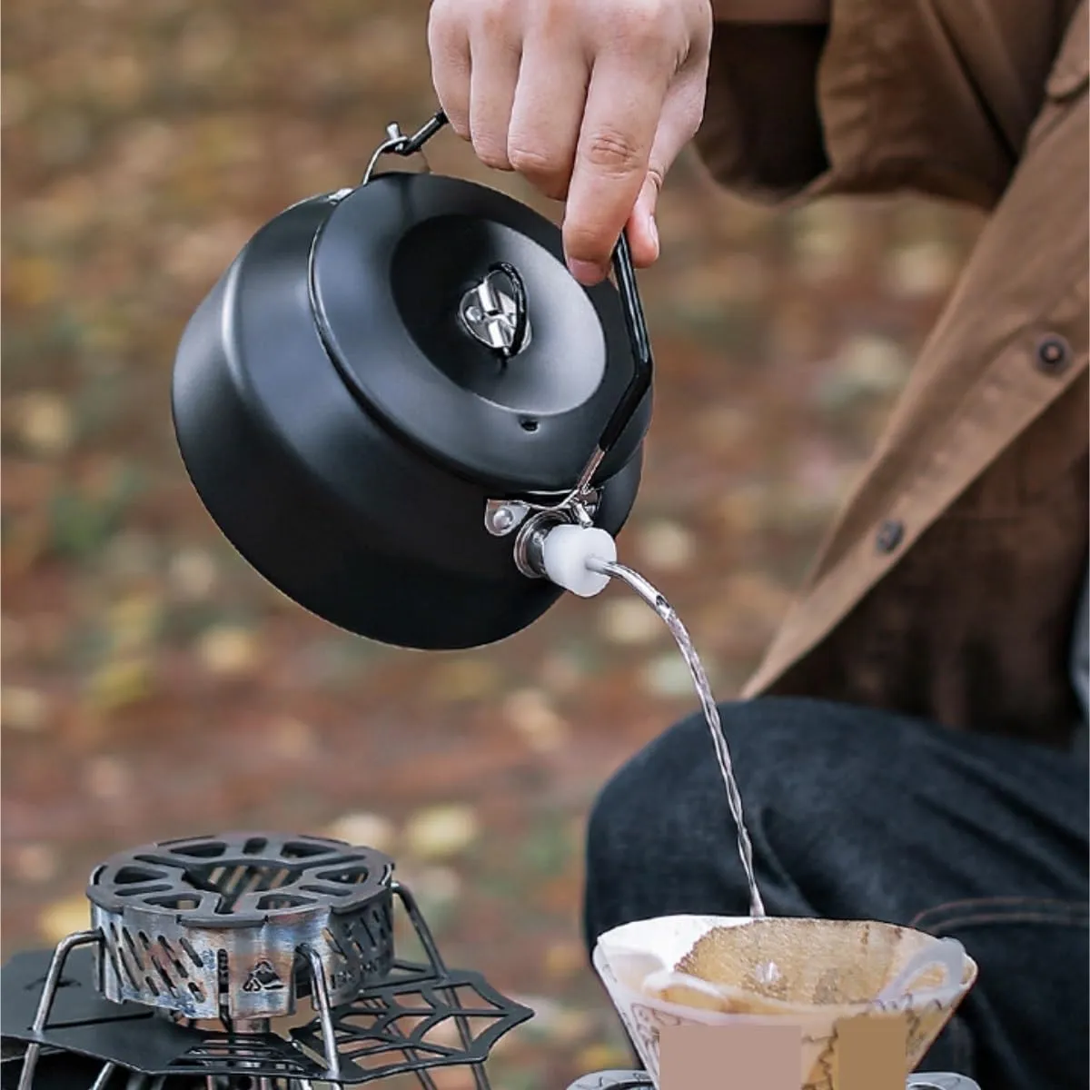 Camping Cookware, Outdoor Stainless Steel Picnic Teapot Camping Portable Large Capacity Kettle Portable Stove(Brown)