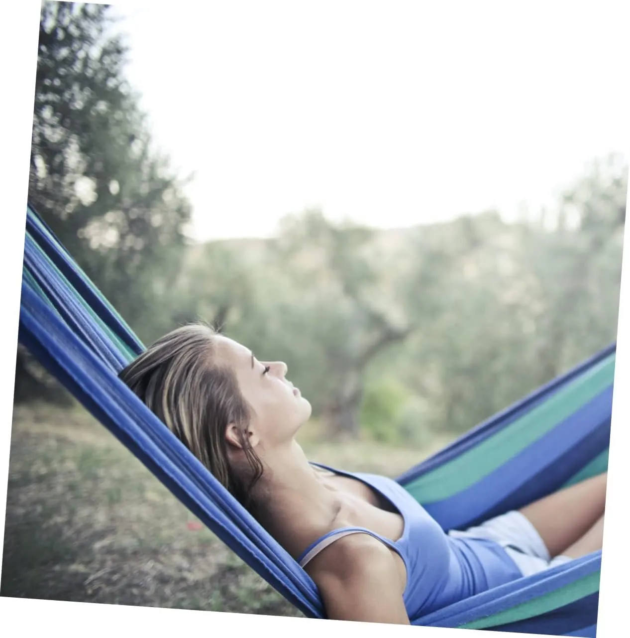 Camping Hammock Portable Hammock Single Person Hammock Multi-functional Hammock Stripe Pattern Hammock Hammack Outdoor Hanging Swing Bed Garden Hammock Travel Hammock Thicken Rope (Blue 200.00X80.00X