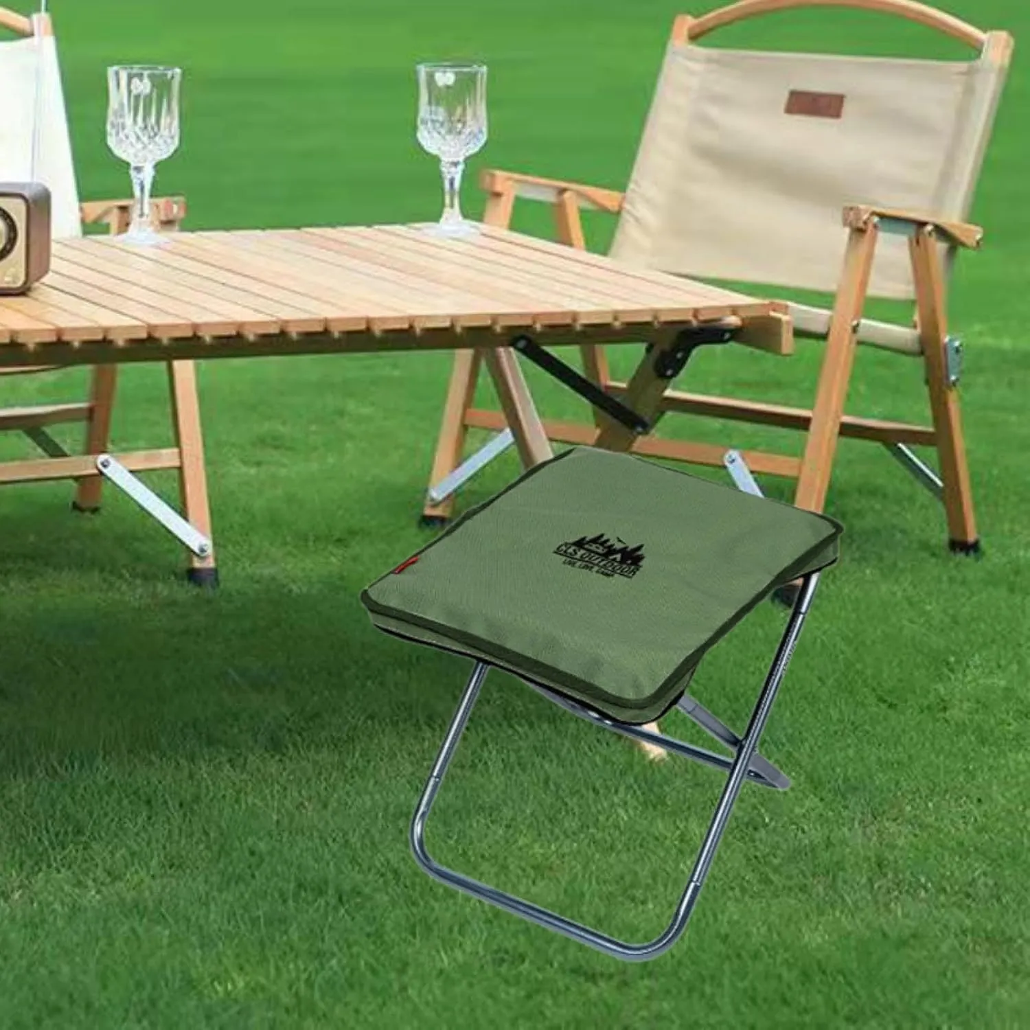 Camping Stool Portable Folding Stool Aluminum Alloy Frame Camp Stool Fishing Stool for Beach Barbecue Hiking Gardening Travel, Green, 43cmx36.5cm