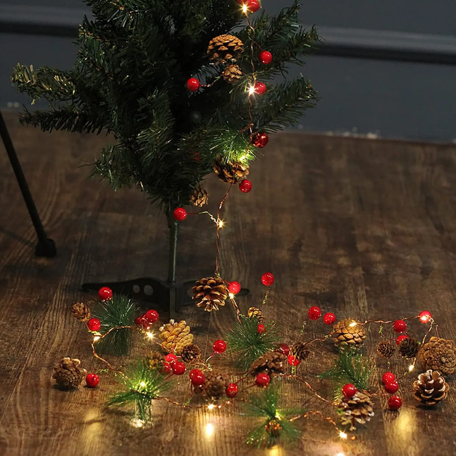 Christmas Pine Cones String Lights，20 LED Jingle Bell Berries Copper for Thanksgiving Xmas Fairy Light Fit Garden Garland Party Decorations