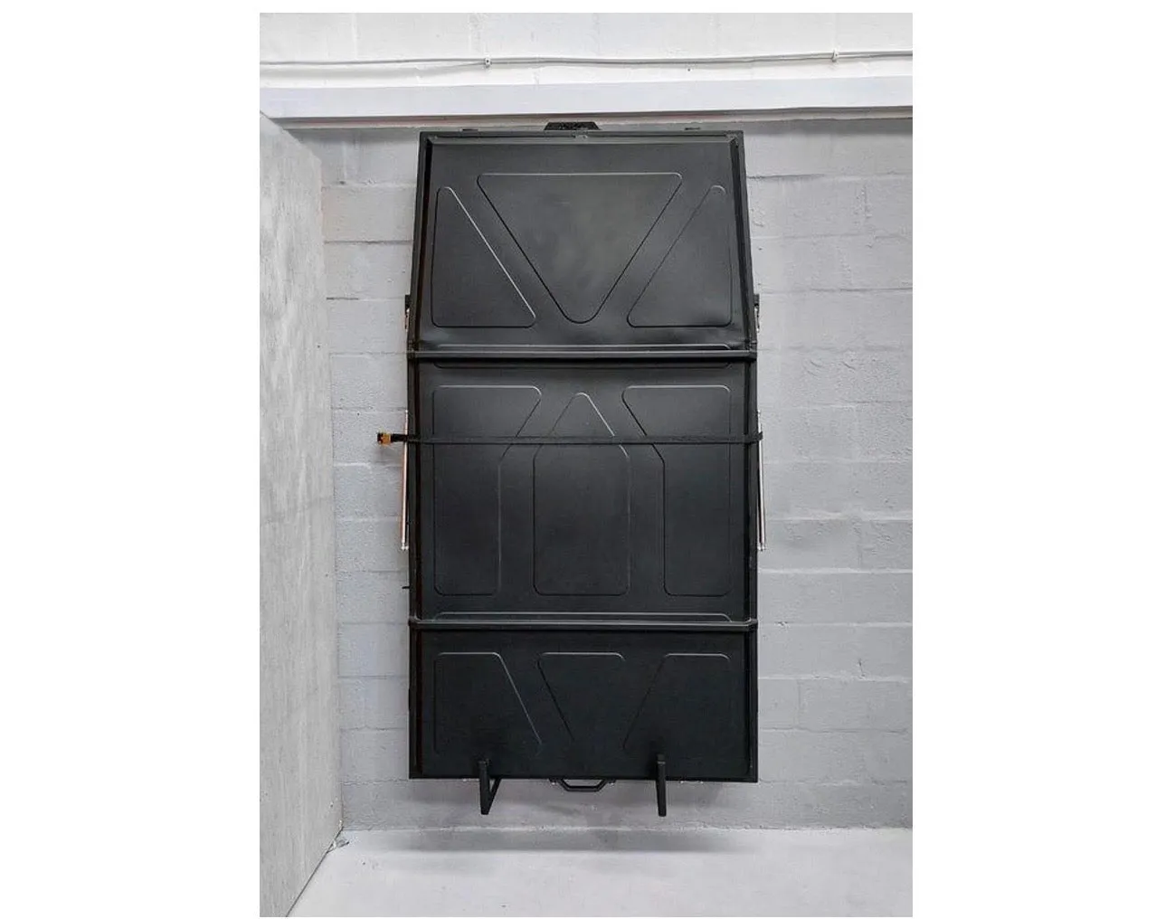 Lightweight Tent - Wall Mount