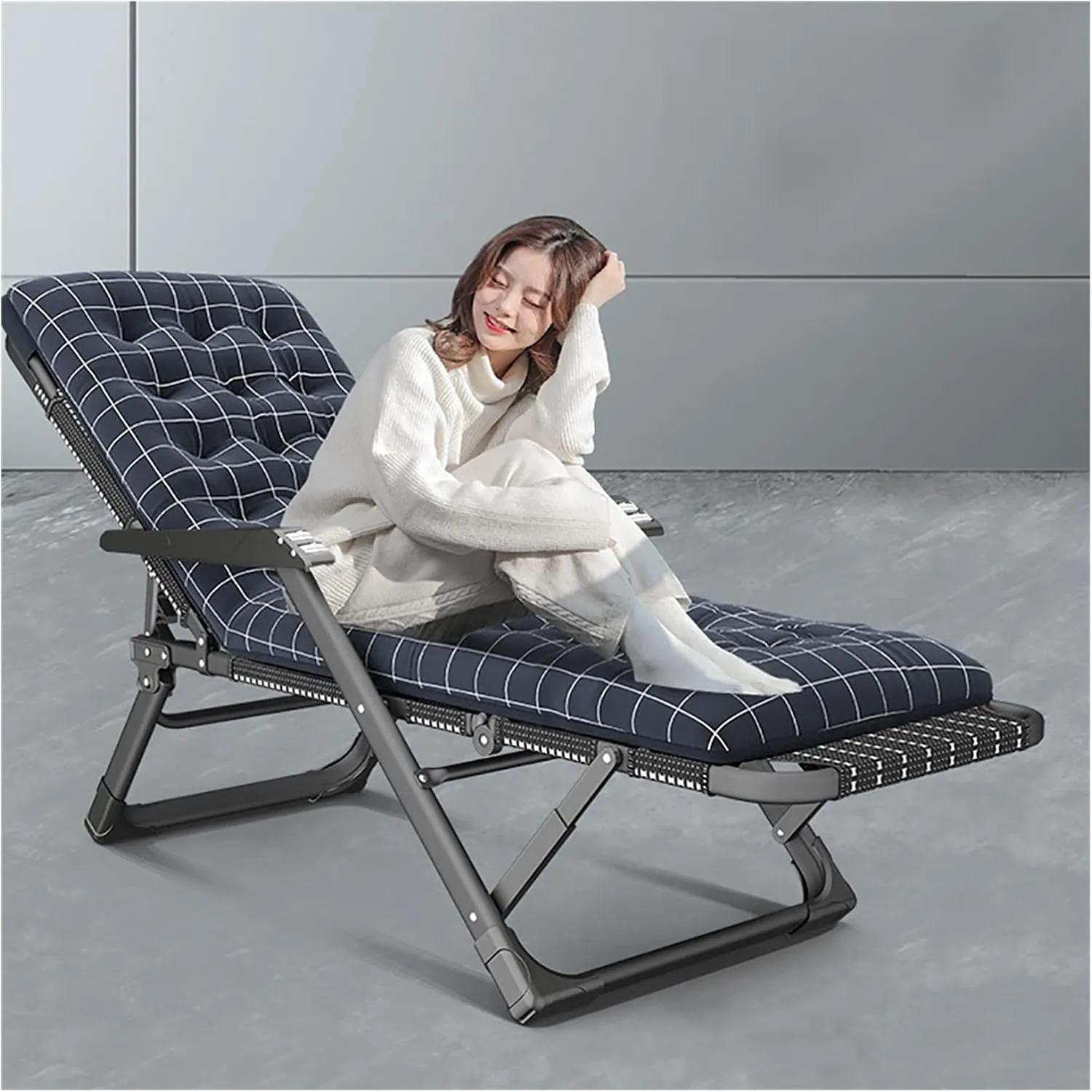 Reclining Chair Folding Zero Gravity Lounge ChairSun Lounger Garden Chairs for Outdoor Patio Sun Loungers Bed ReclinerFoldable Adjustable Recliner