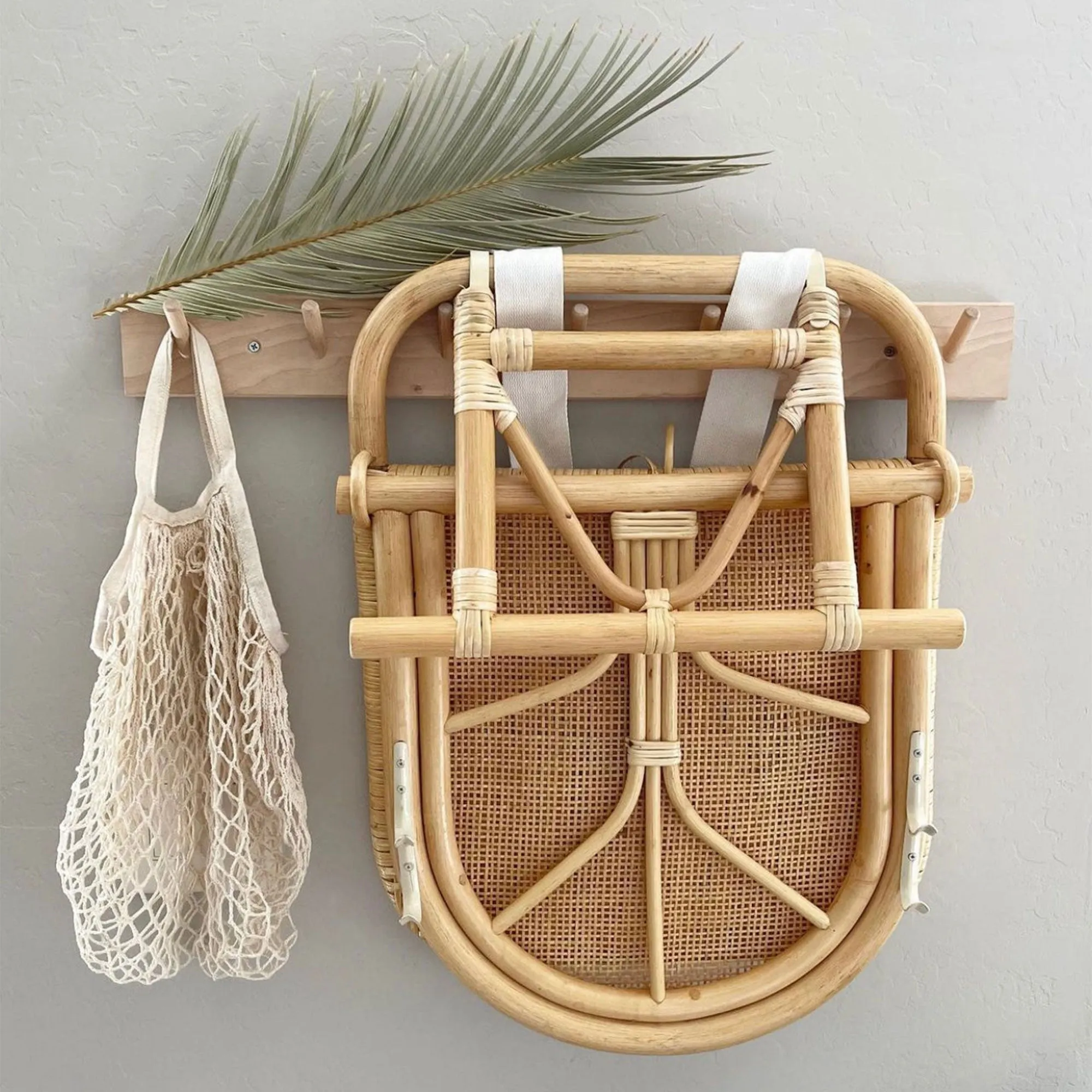 Resol Indah Rattan Beach Chair