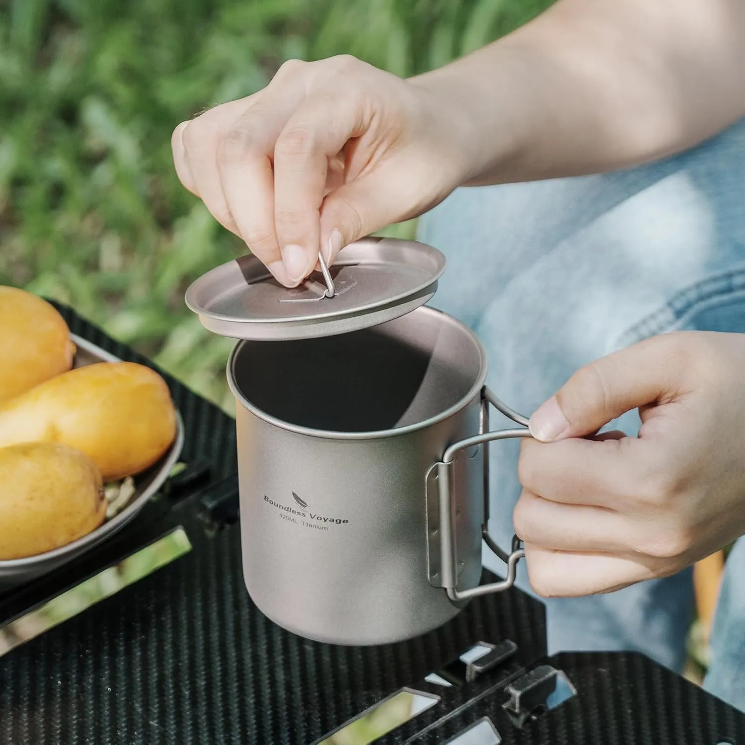 Titanium Cup Portable Camping Picnic Water Cup with Lid Outdoor Ultralight Camping Drinking Cup Mug Picnic Cutlery Cookware Ti3025d