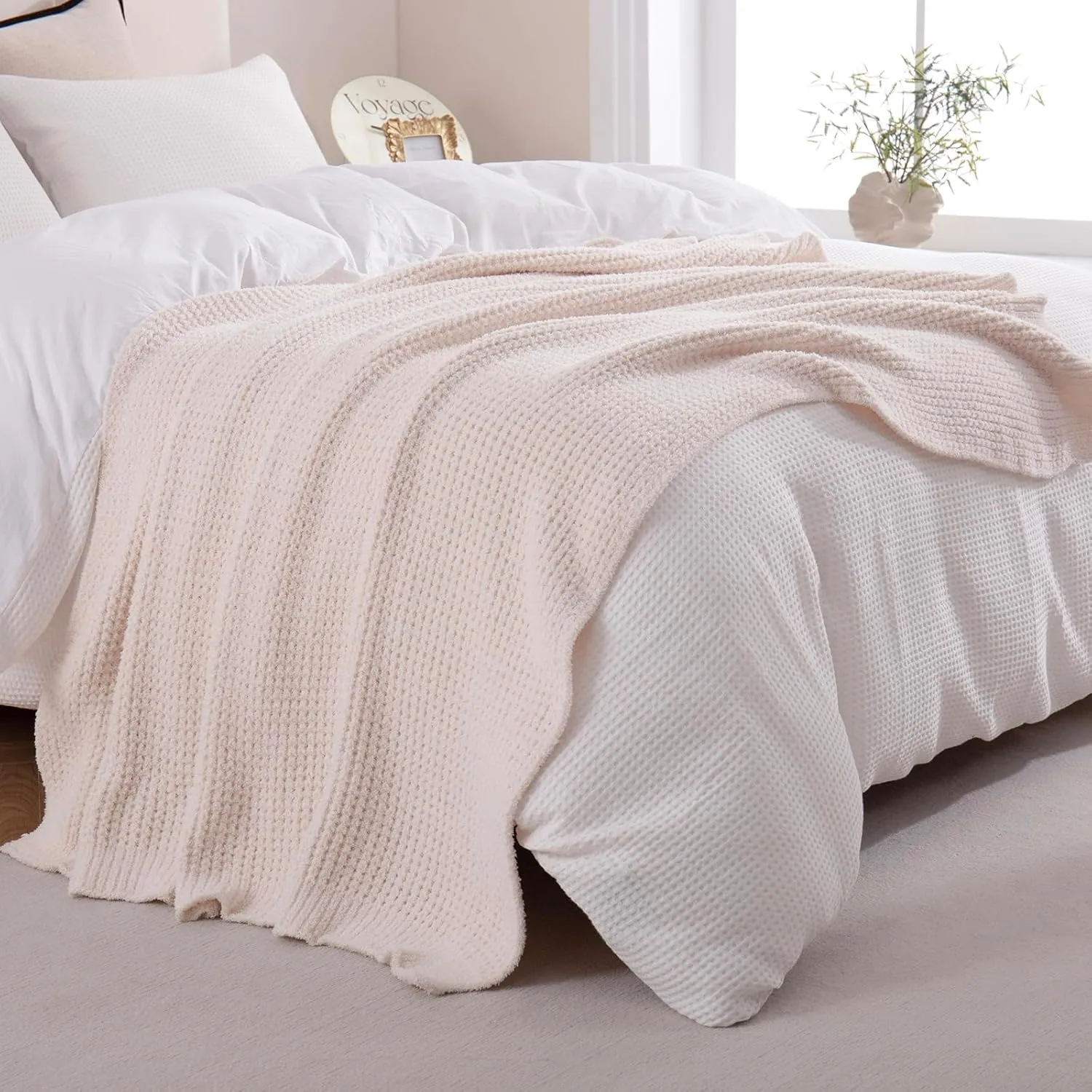YIRUIO Microfiber Waffle Throw Blanket Weave Knit Super Soft Ultra Cozy Fuzzy Fluffy Warm for Living Room Bedroom Bedding Farmhouse (Beige White, 51'' x 63'')